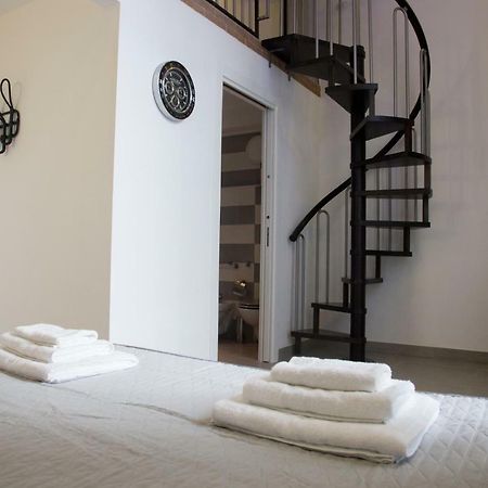 Vesuvius Luxury Suites Nápoly Kültér fotó