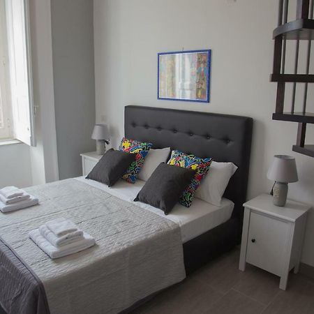 Vesuvius Luxury Suites Nápoly Kültér fotó