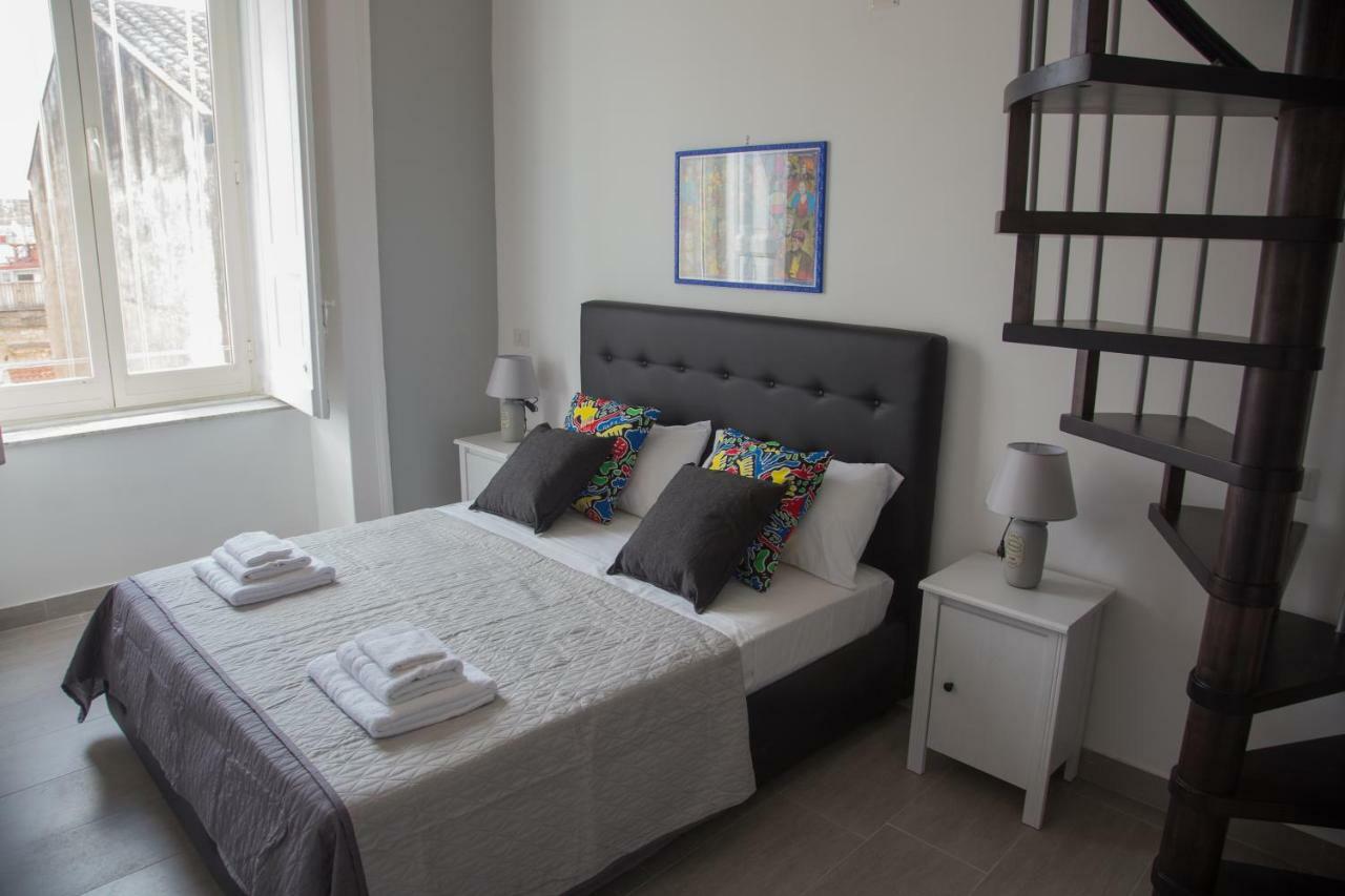 Vesuvius Luxury Suites Nápoly Kültér fotó