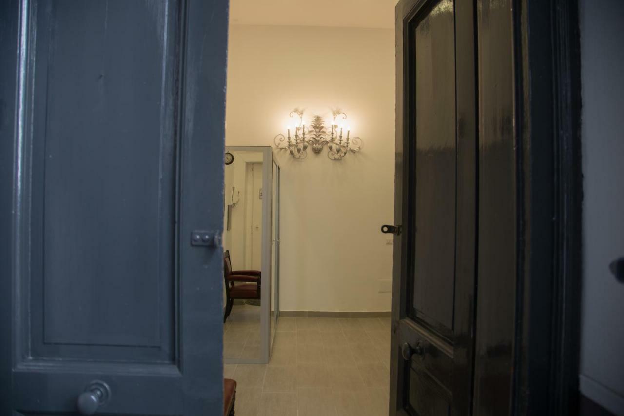 Vesuvius Luxury Suites Nápoly Kültér fotó