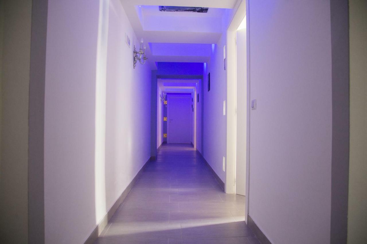 Vesuvius Luxury Suites Nápoly Kültér fotó